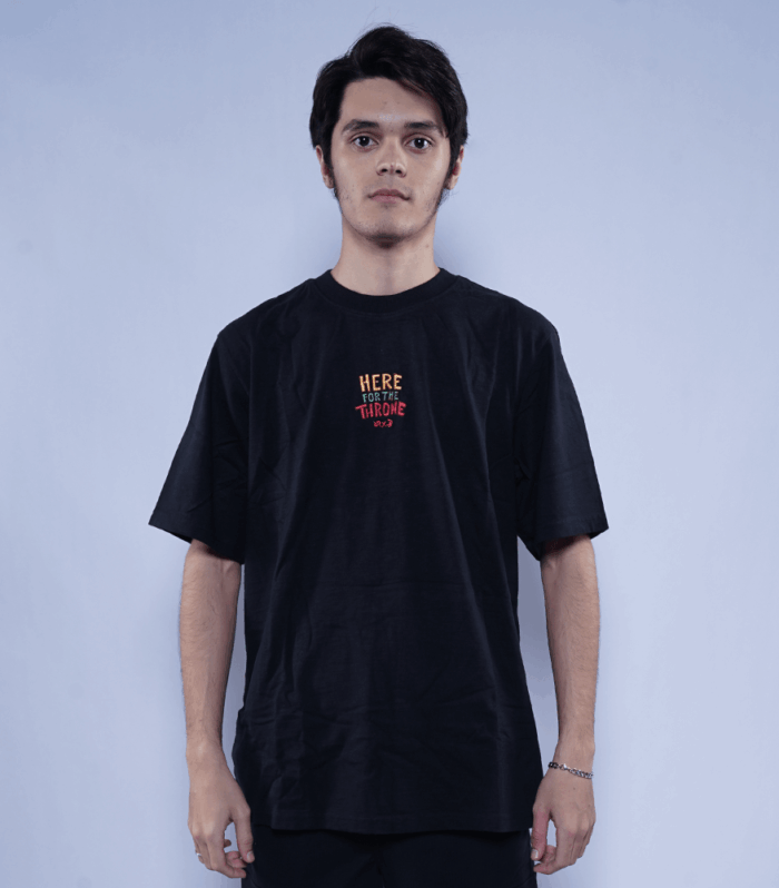 RRQ HERE FOR THE THRONE T-SHIRT BLACK